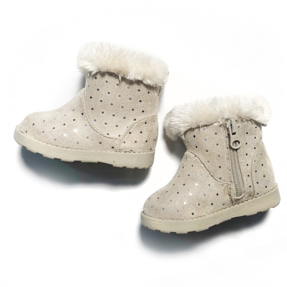 ✨$5: Baby Girl Faux Fur Lined Boots (4)